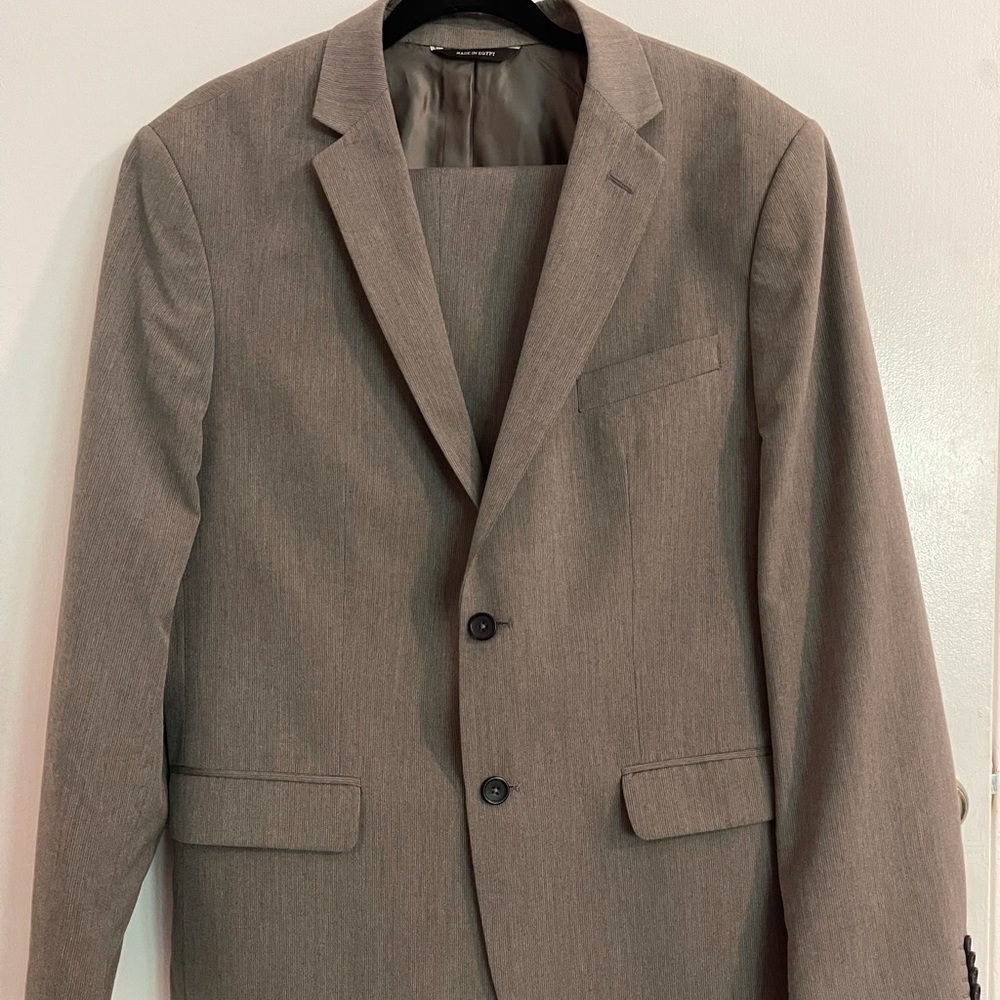 Banana Republic Suit (men)
